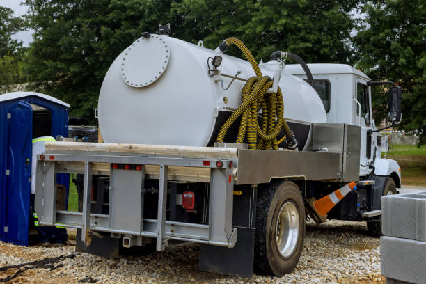 Porta potty delivery and setup in Lyncourt, NY